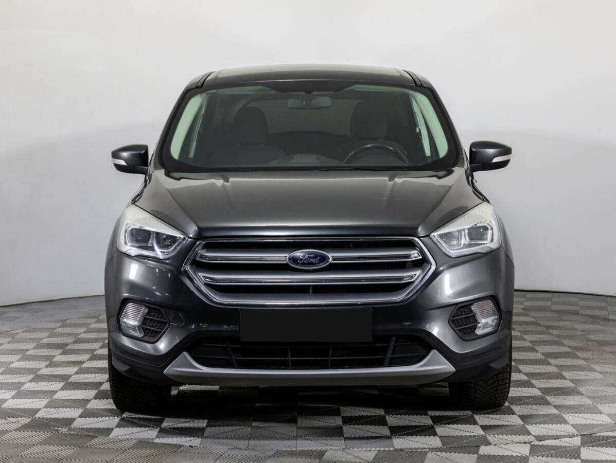 Купить Ford Kuga с пробегом. Фото: #1