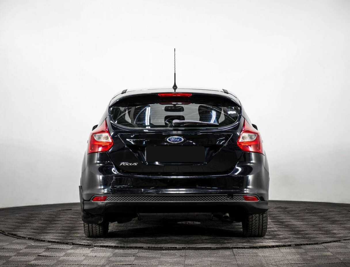 Купить Ford Focus с пробегом. Фото: #4