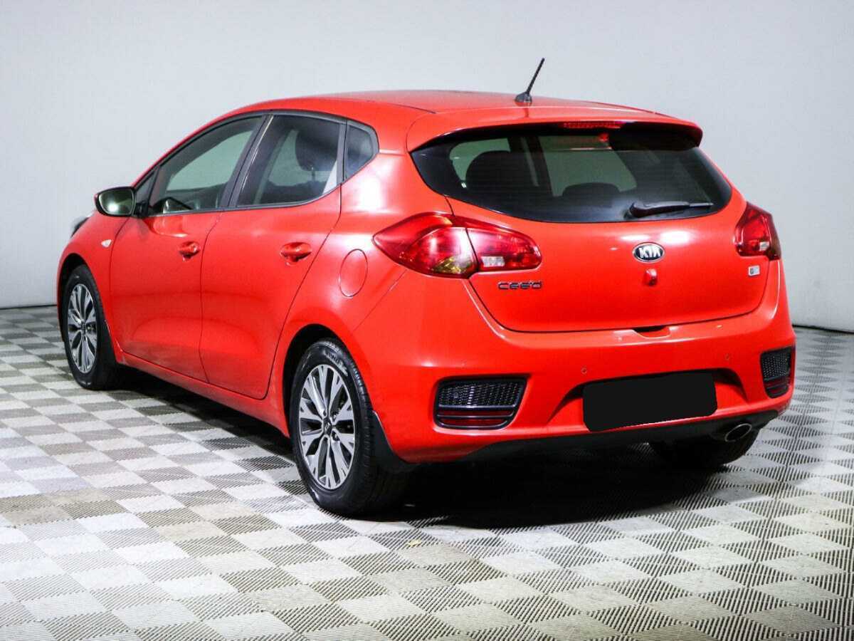 Купить Kia Ceed с пробегом. Фото: #6