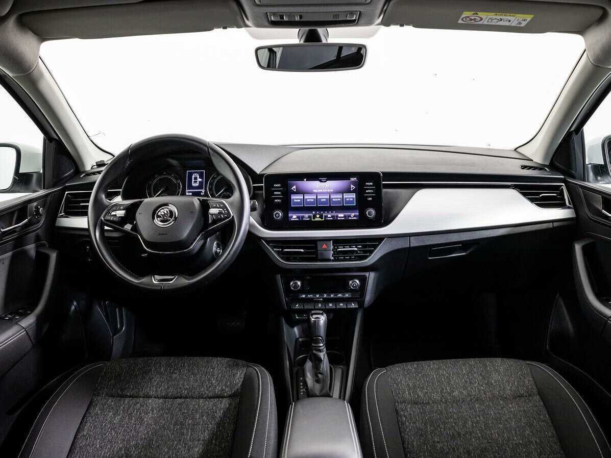 Купить Skoda Rapid с пробегом. Фото: #12