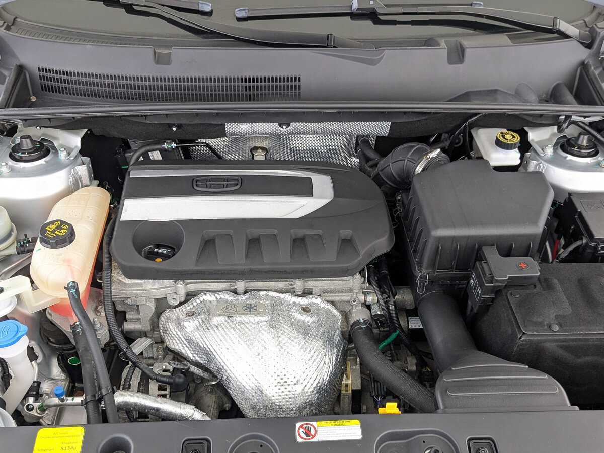 Купить Geely Emgrand X7 с пробегом. Фото: #8