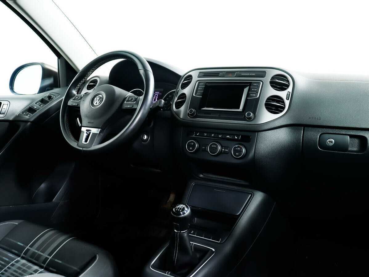 Купить Volkswagen Tiguan с пробегом. Фото: #8