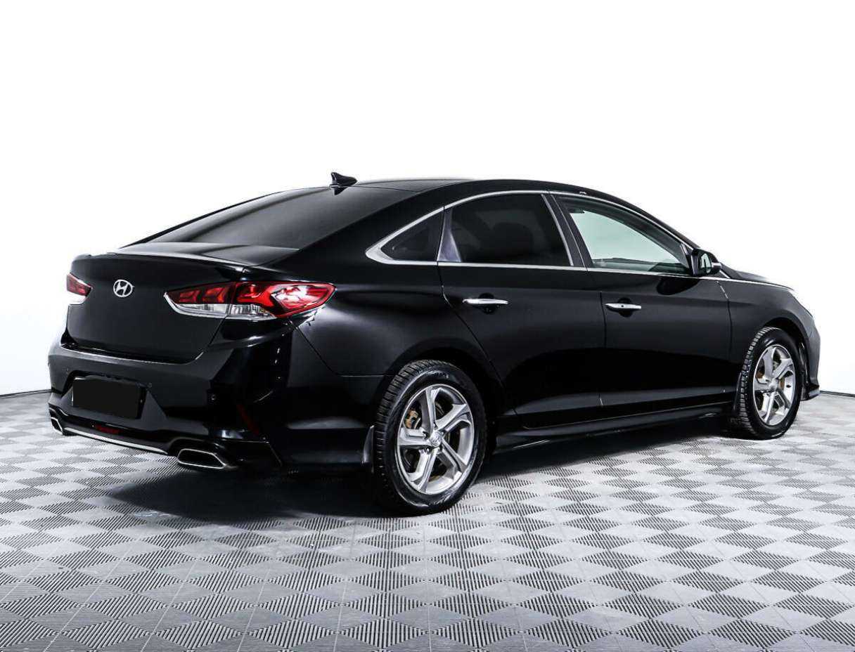 Купить Hyundai Sonata с пробегом. Фото: #4