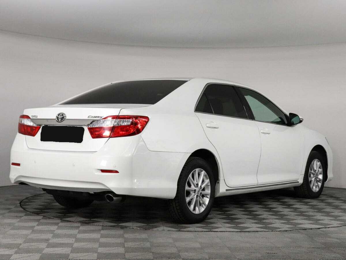 Купить Toyota Camry с пробегом. Фото: #4