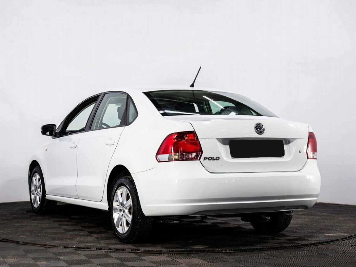Купить Volkswagen Polo с пробегом. Фото: #3
