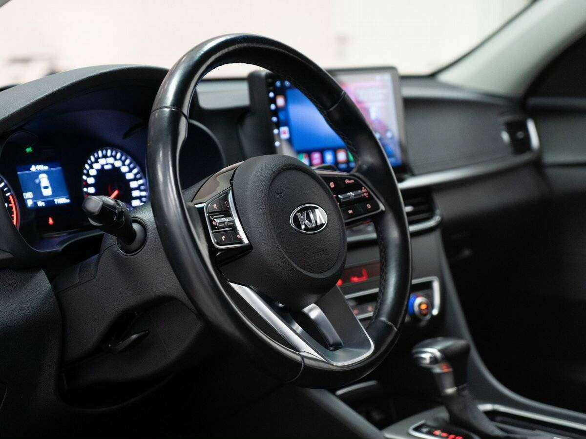 Купить Kia Optima с пробегом. Фото: #4
