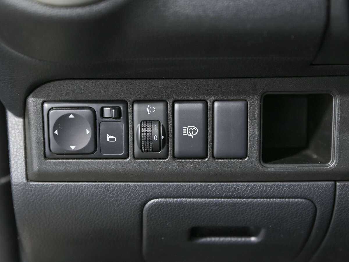 Купить Nissan Note с пробегом. Фото: #12