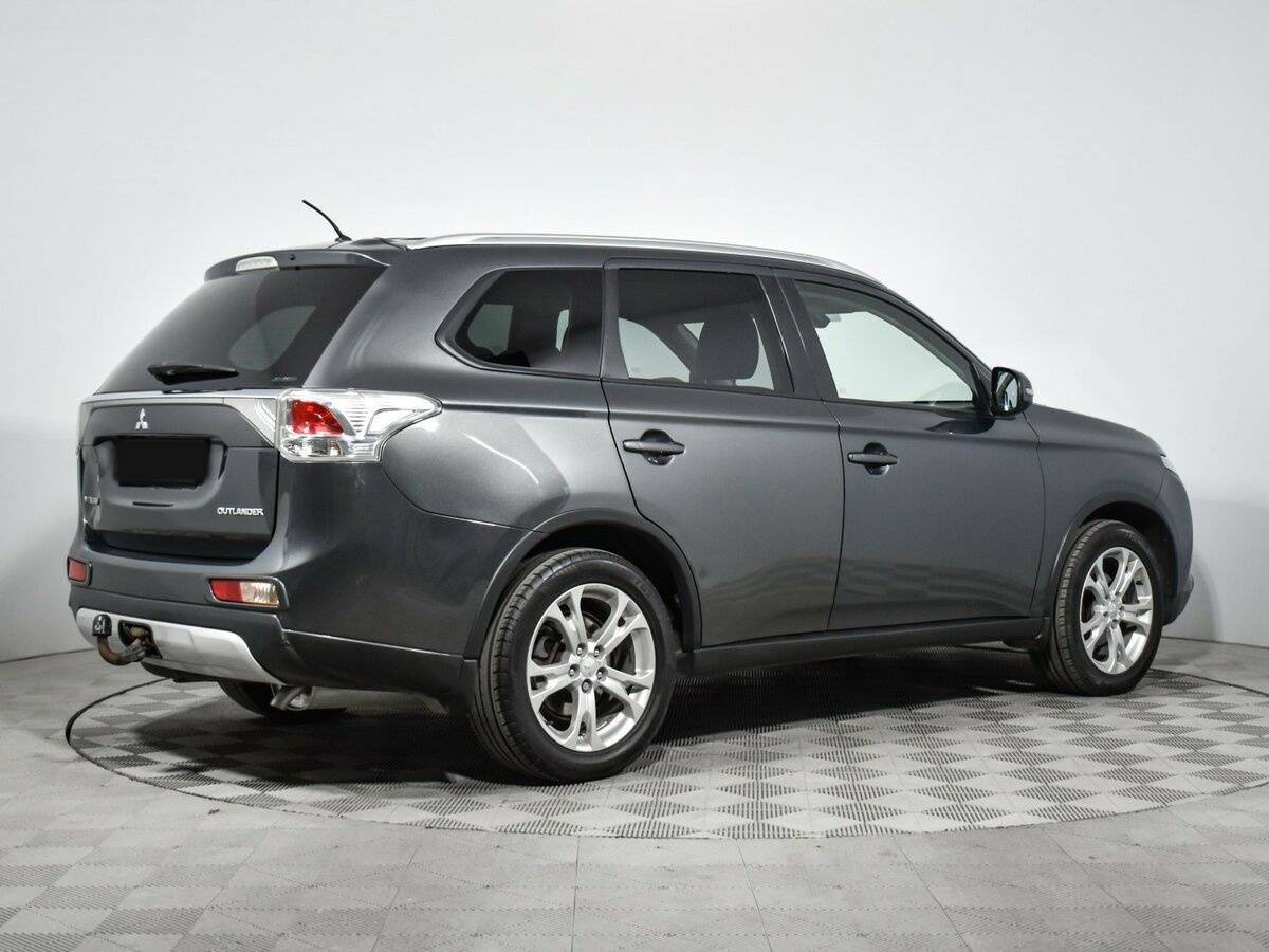 Купить Mitsubishi Outlander с пробегом. Фото: #3