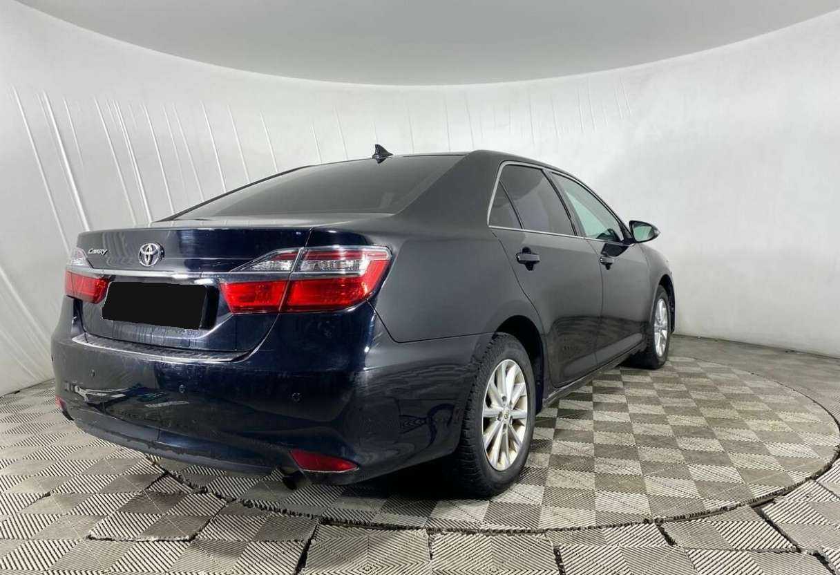 Купить Toyota Camry с пробегом. Фото: #4