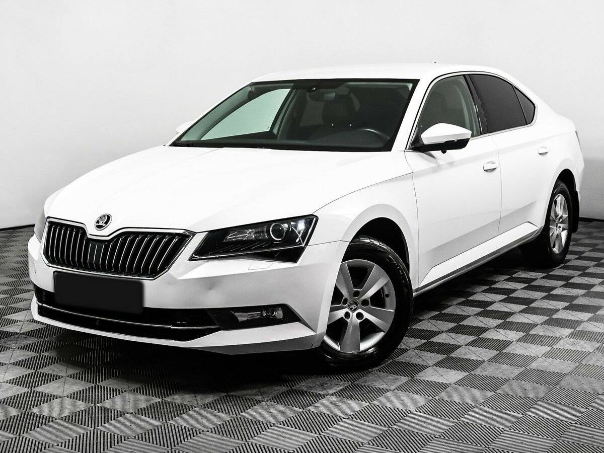 Купить Skoda Superb с пробегом. Посмотреть фото