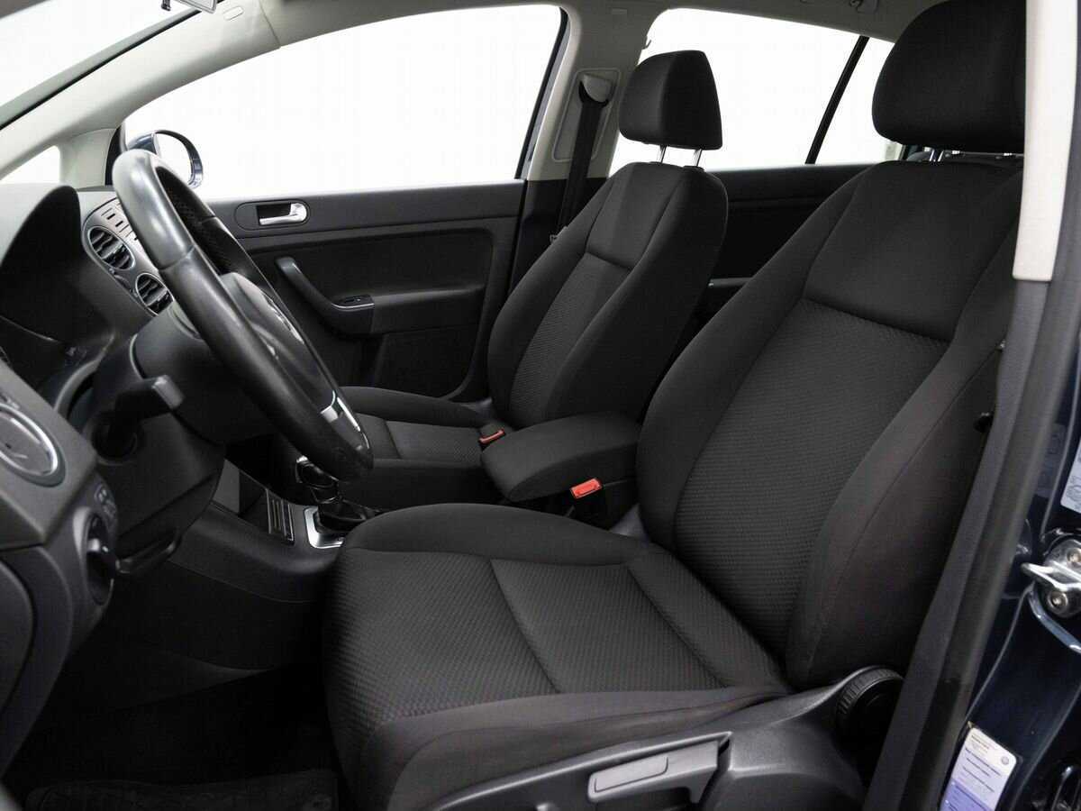 Купить Volkswagen Golf Plus с пробегом. Фото: #8
