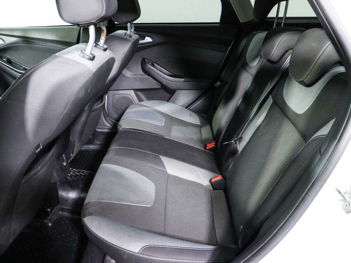 Купить Ford Focus с пробегом. Фото: #9
