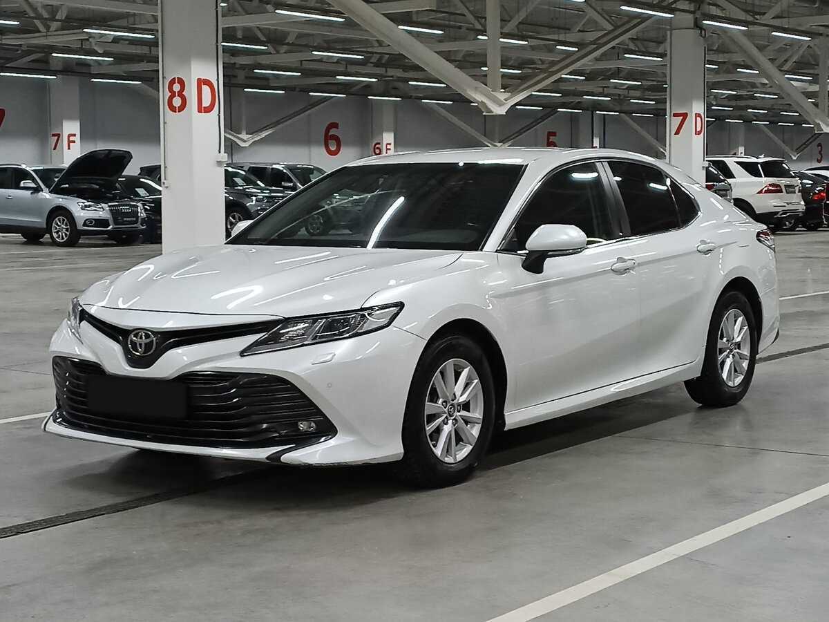 Купить Toyota Camry с пробегом. Посмотреть фото