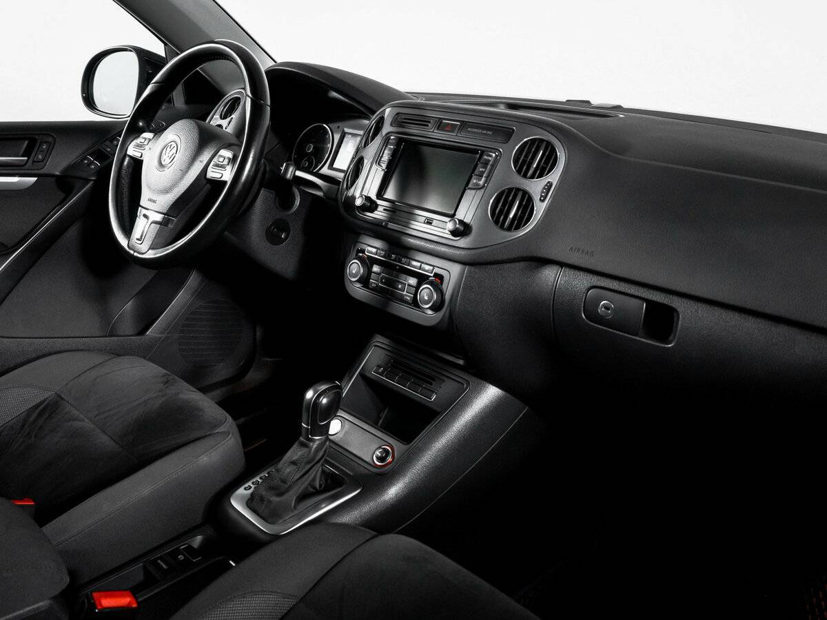 Купить Volkswagen Tiguan с пробегом. Фото: #8