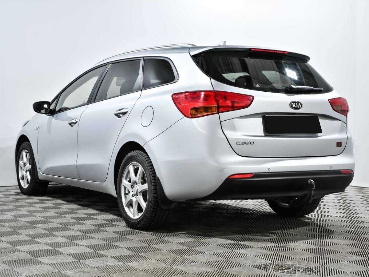 Купить Kia Ceed с пробегом. Фото: #4