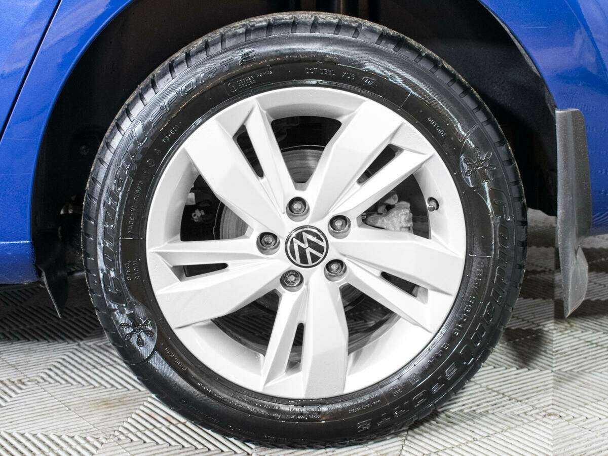 Купить Volkswagen Polo с пробегом. Фото: #16