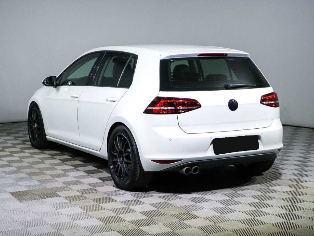 Купить Volkswagen Golf с пробегом. Фото: #5