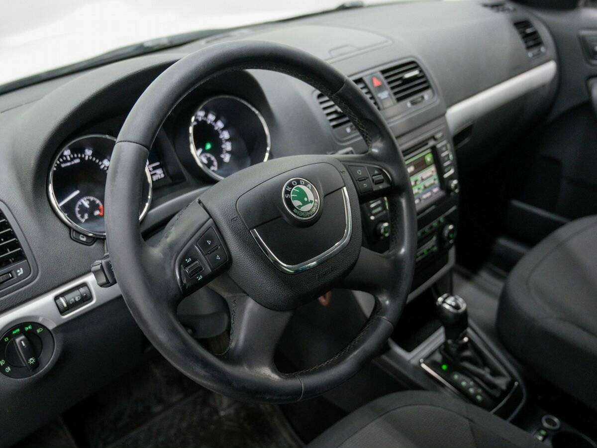 Купить Skoda Yeti с пробегом. Фото: #15
