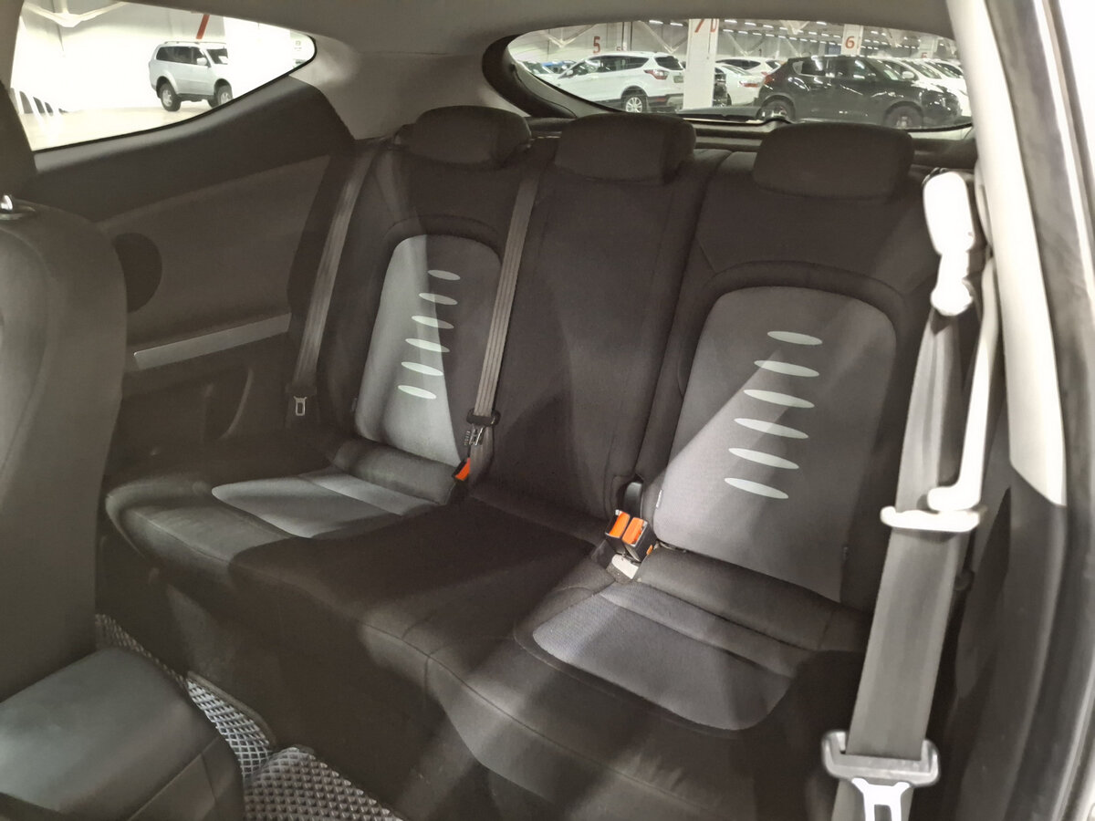 Купить Kia Ceed с пробегом. Фото: #11