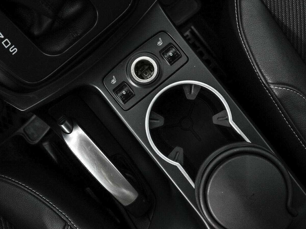 Купить Ford Kuga с пробегом. Фото: #11