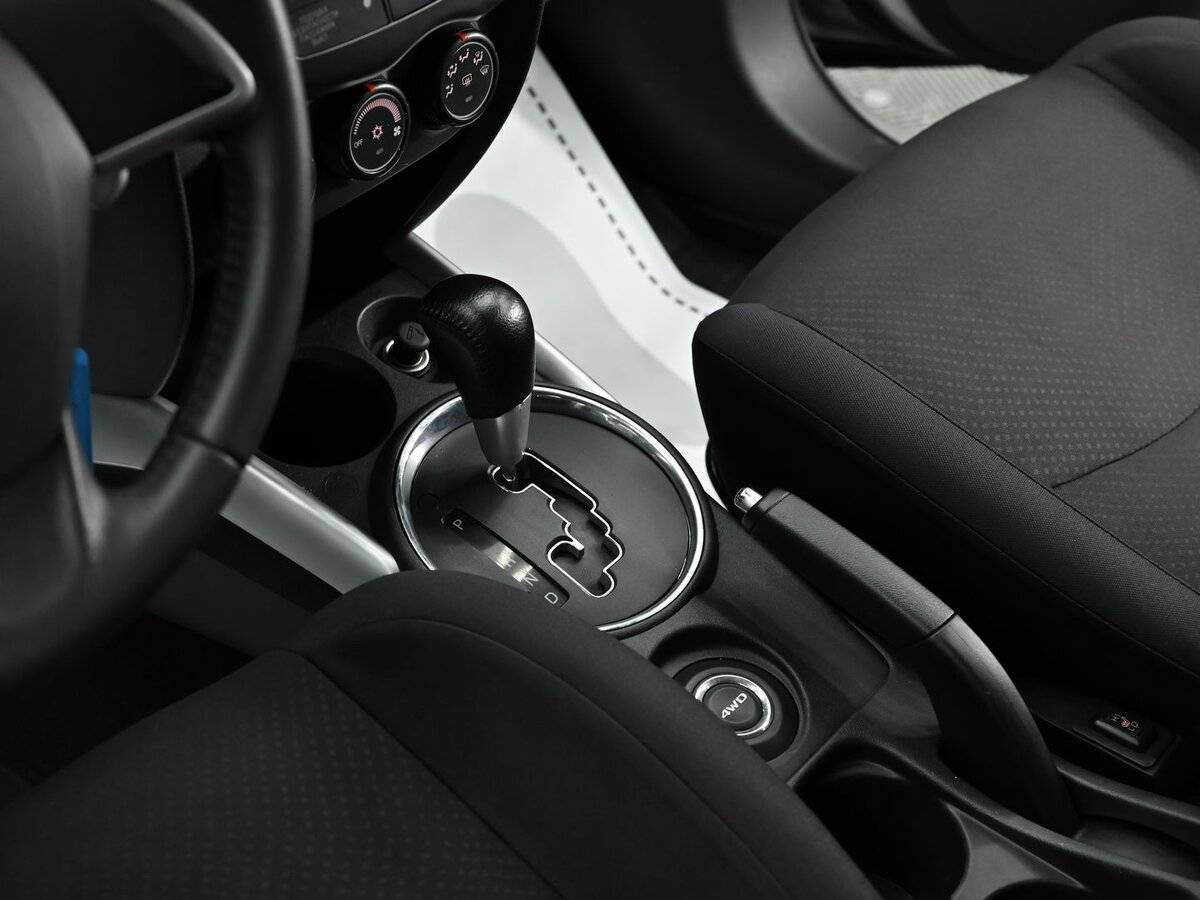 Купить Mitsubishi ASX с пробегом. Фото: #9