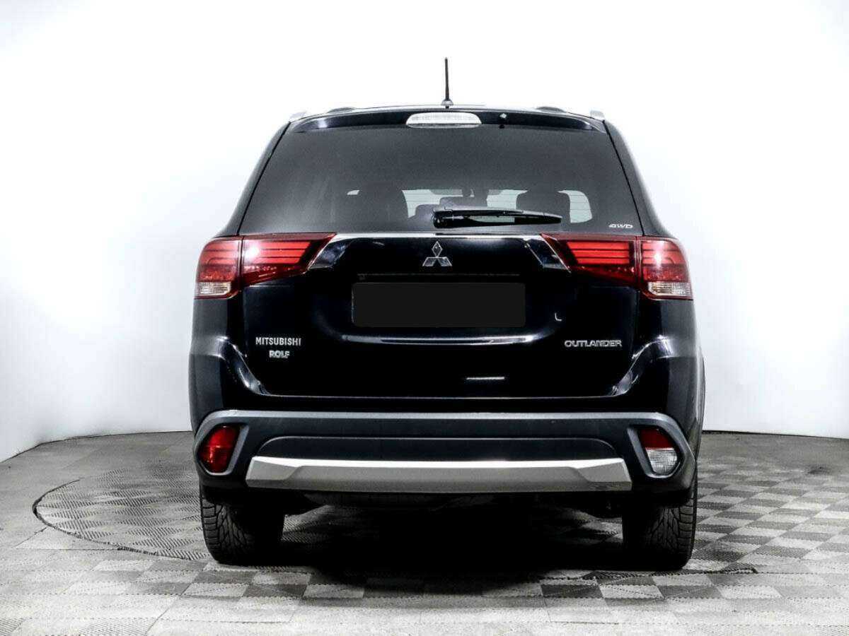 Купить Mitsubishi Outlander с пробегом. Фото: #4