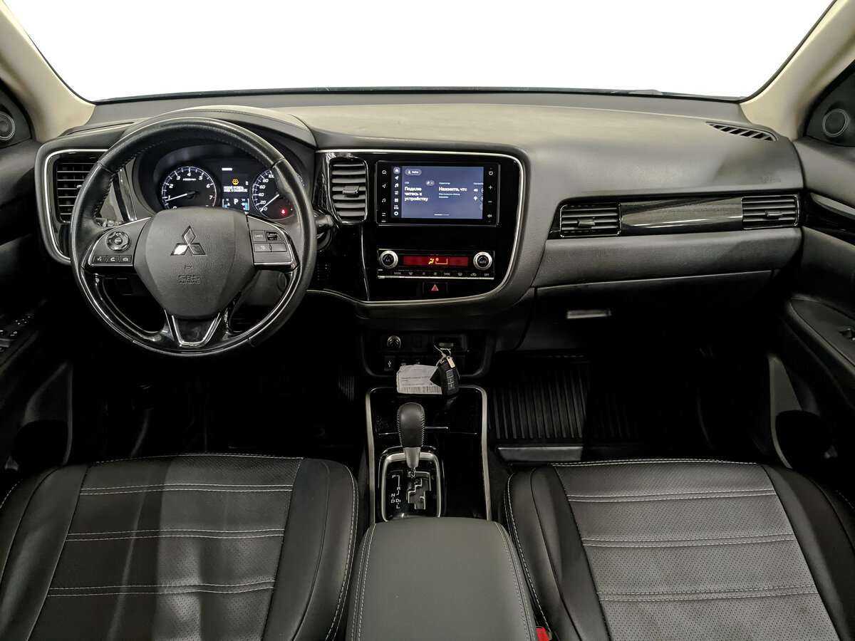 Купить Mitsubishi Outlander с пробегом. Фото: #9