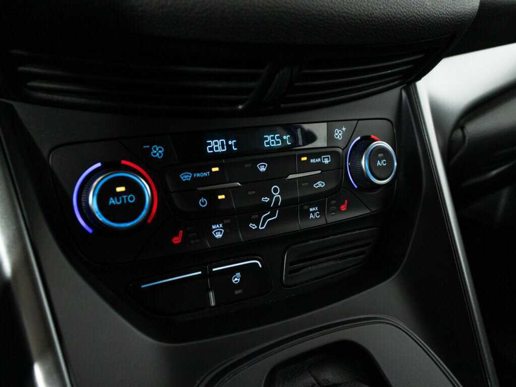 Купить Ford Kuga с пробегом. Фото: #15