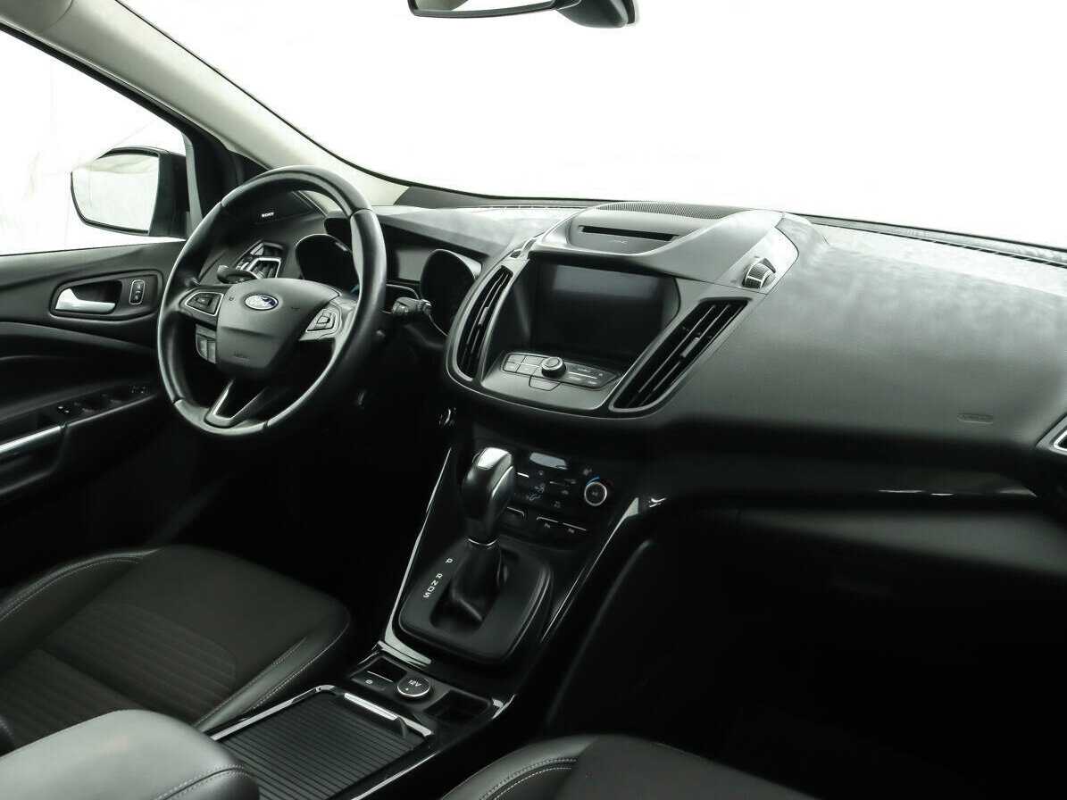 Купить Ford Kuga с пробегом. Фото: #6