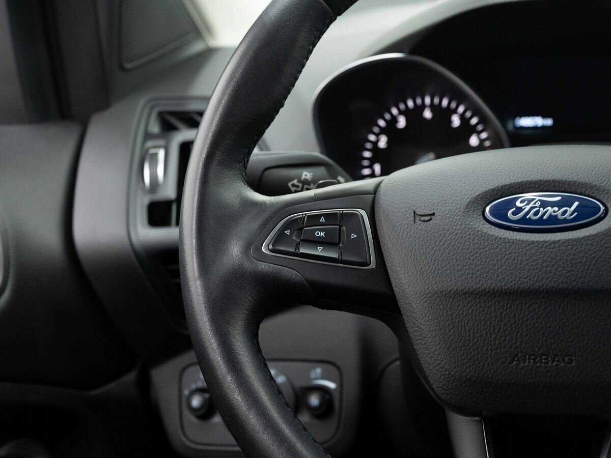 Купить Ford Kuga с пробегом. Фото: #15
