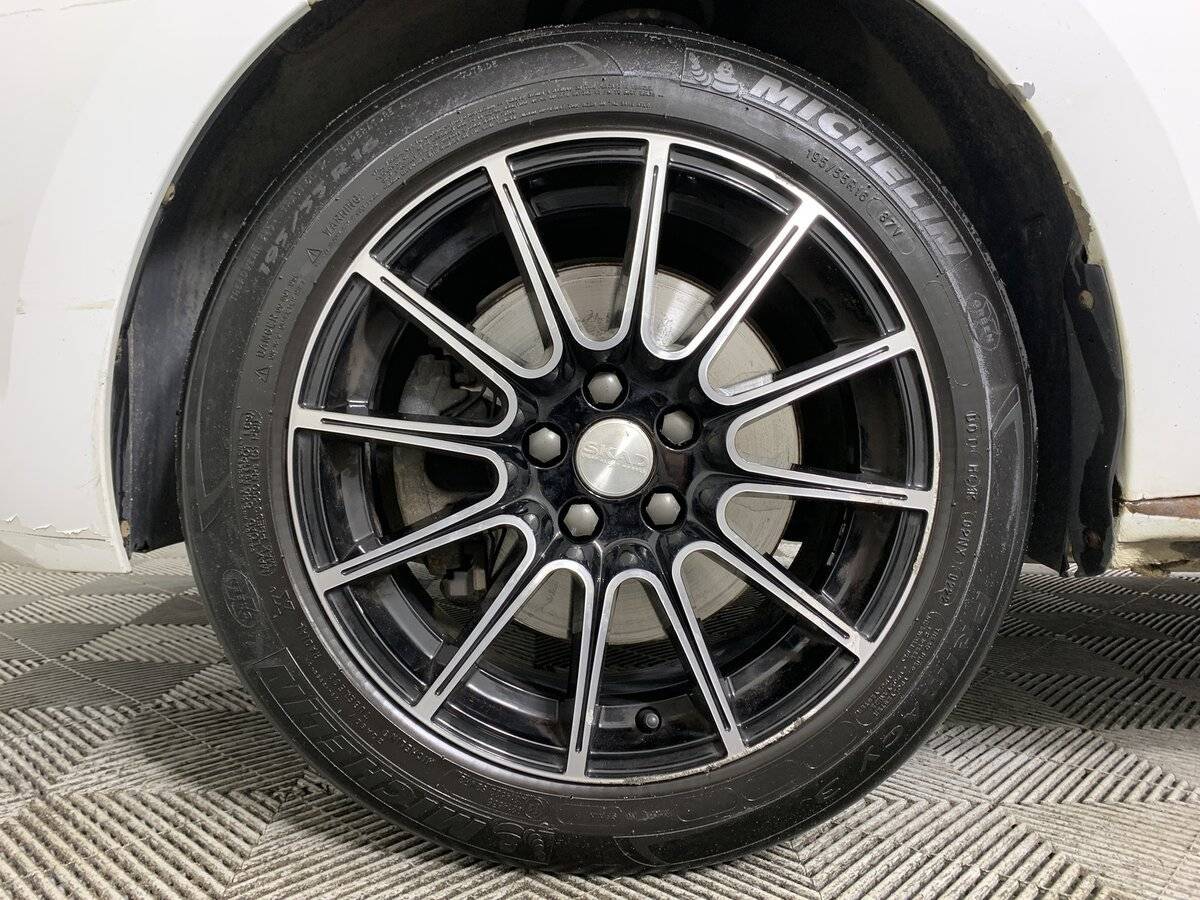 Купить Skoda Rapid с пробегом. Фото: #8