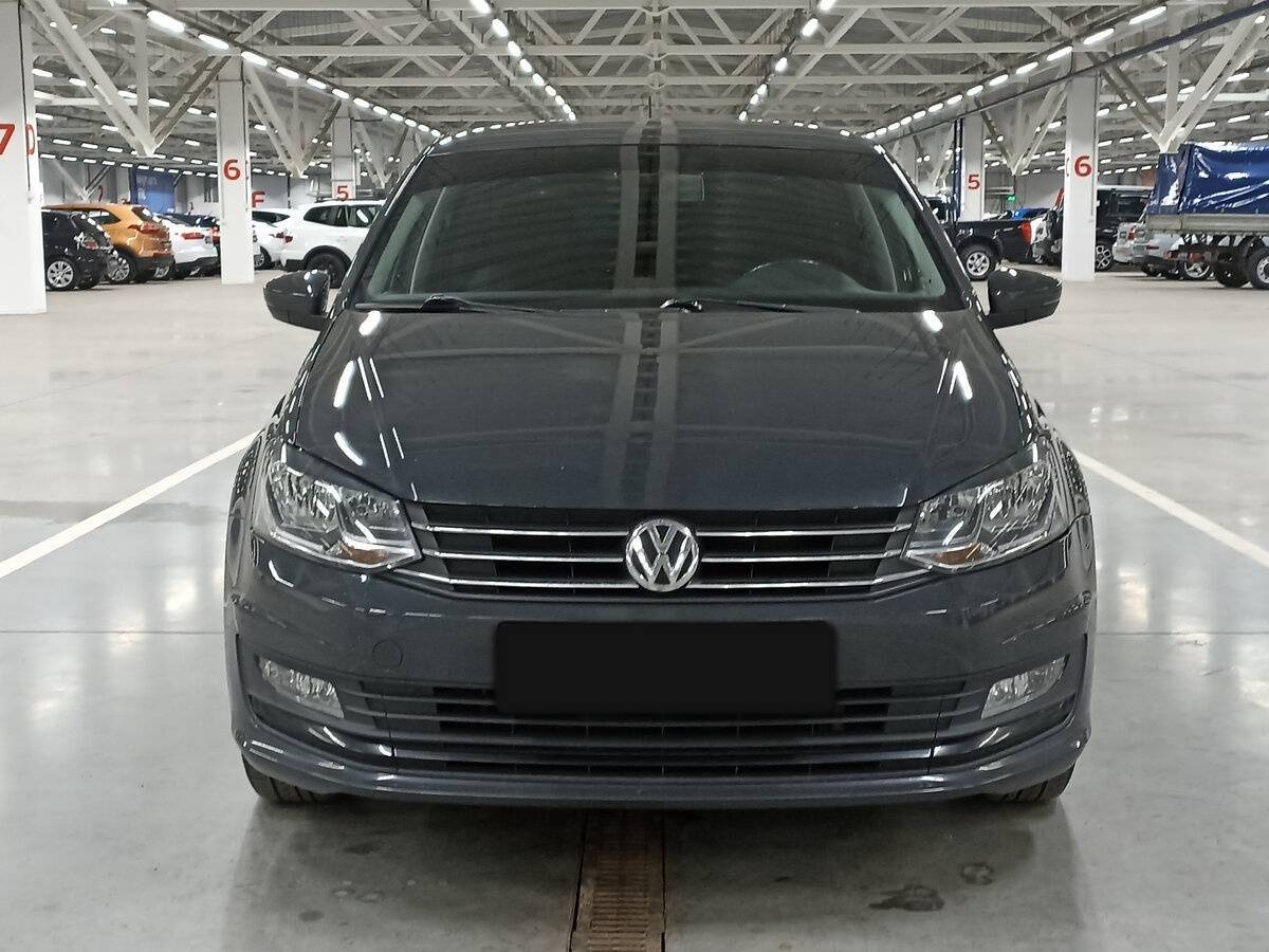 Купить Volkswagen Polo с пробегом. Фото: #1