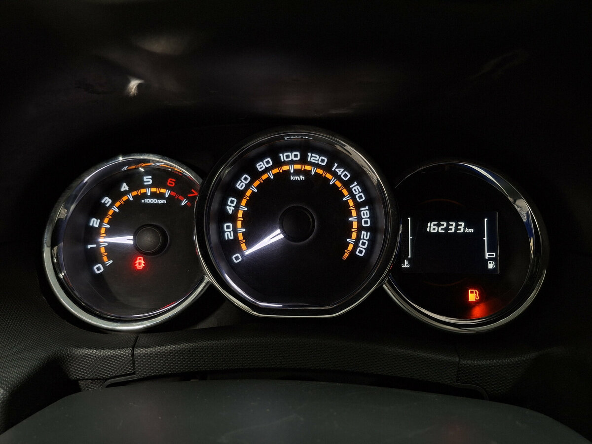 Купить Lada (ВАЗ) Largus с пробегом. Фото: #12