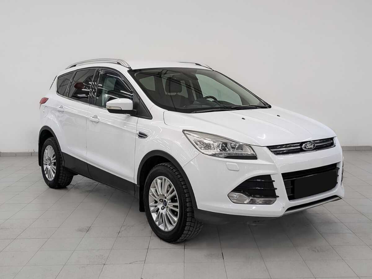 Купить Ford Kuga с пробегом. Фото: #2