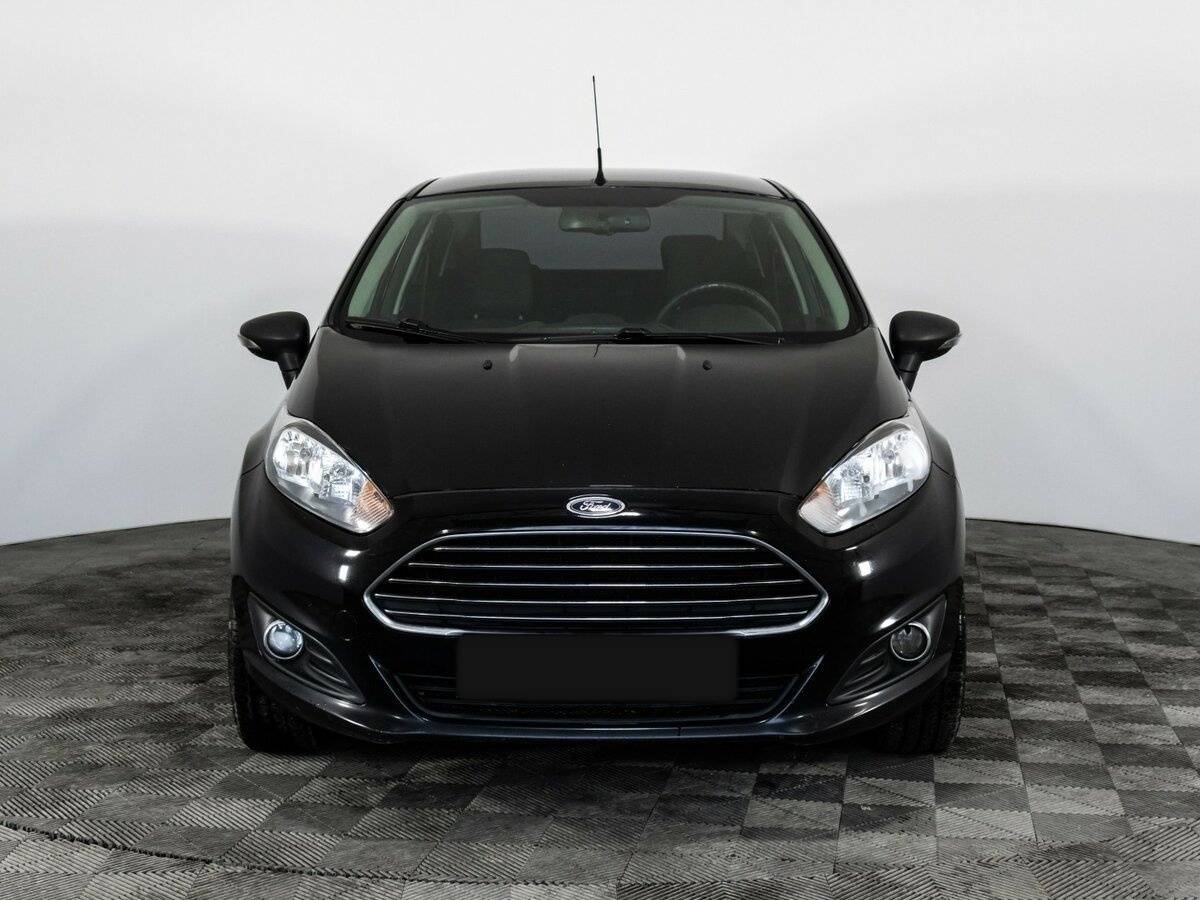 Купить Ford Fiesta с пробегом. Фото: #1