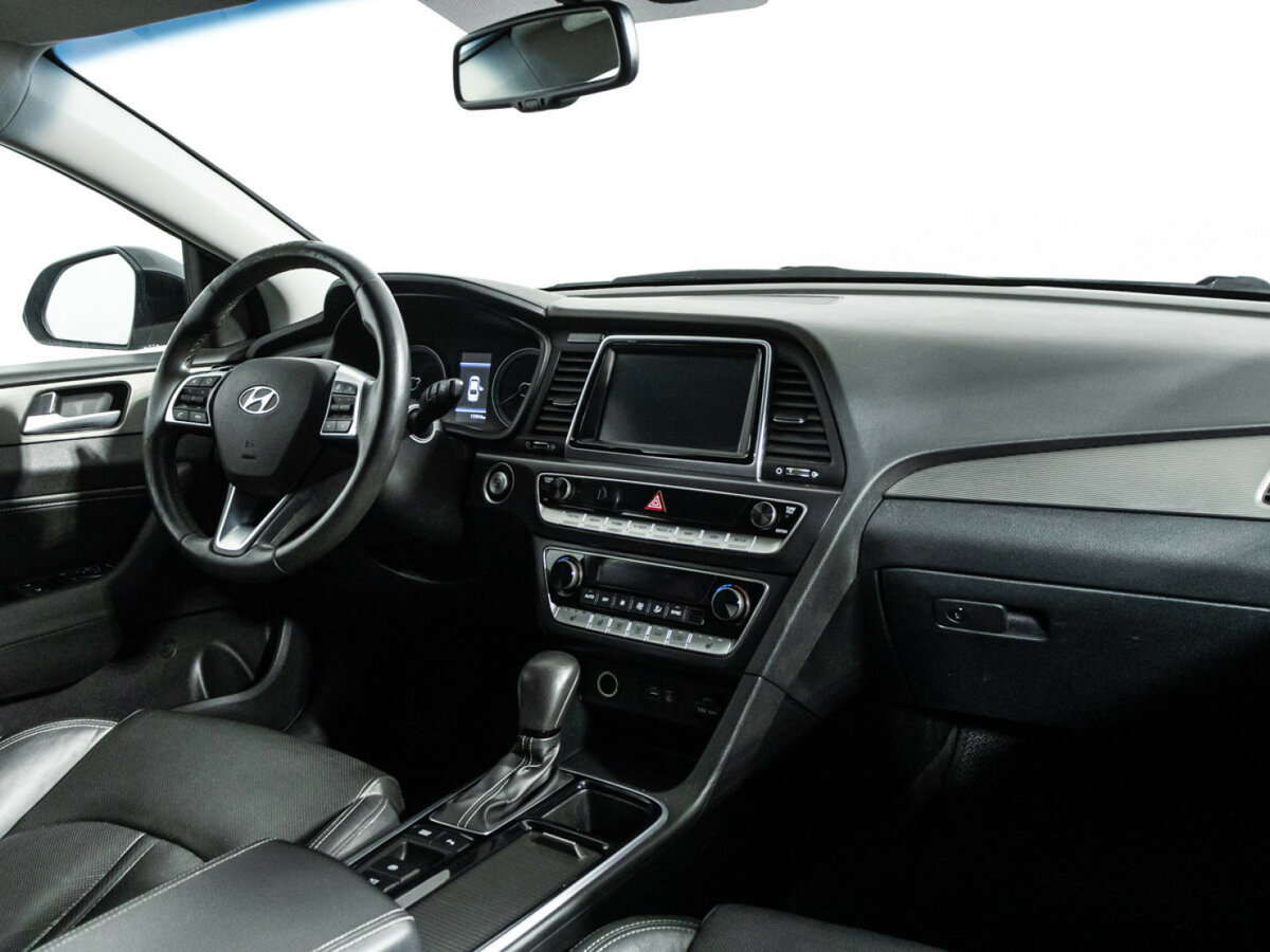 Купить Hyundai Sonata с пробегом. Фото: #7