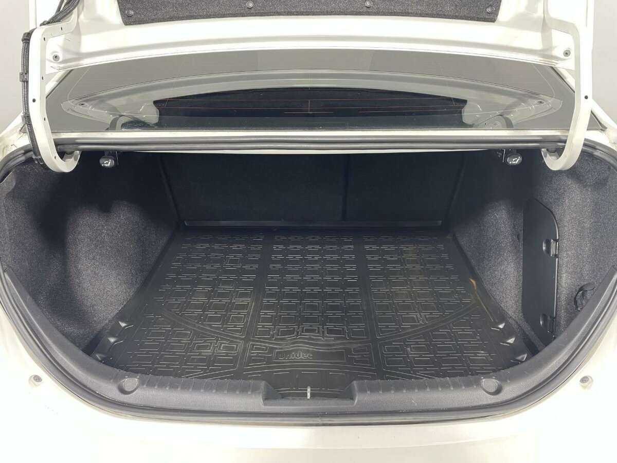 Купить Mazda 3 с пробегом. Фото: #16