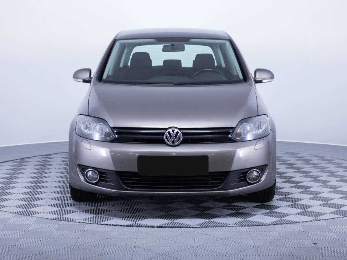 Купить Volkswagen Golf Plus с пробегом. Фото: #1