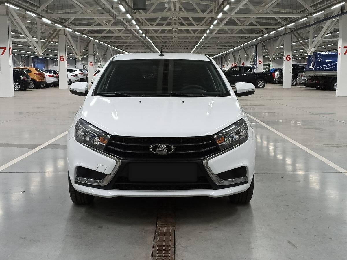 Купить Lada (ВАЗ) Vesta с пробегом. Фото: #1