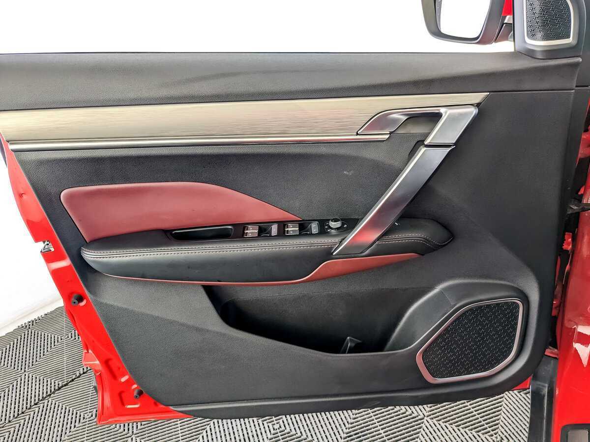 Купить Geely Coolray с пробегом. Фото: #14