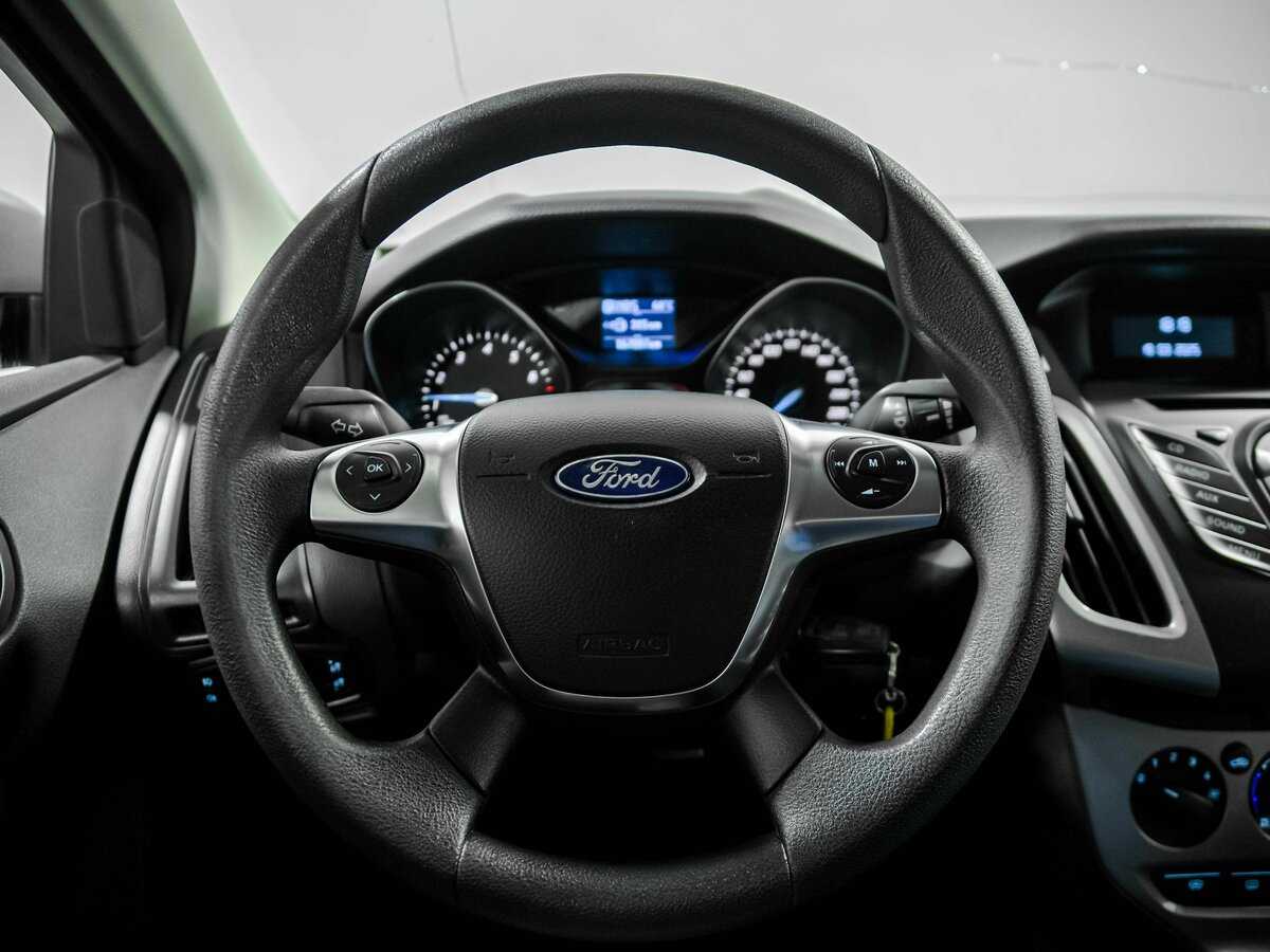Купить Ford Focus с пробегом. Фото: #7