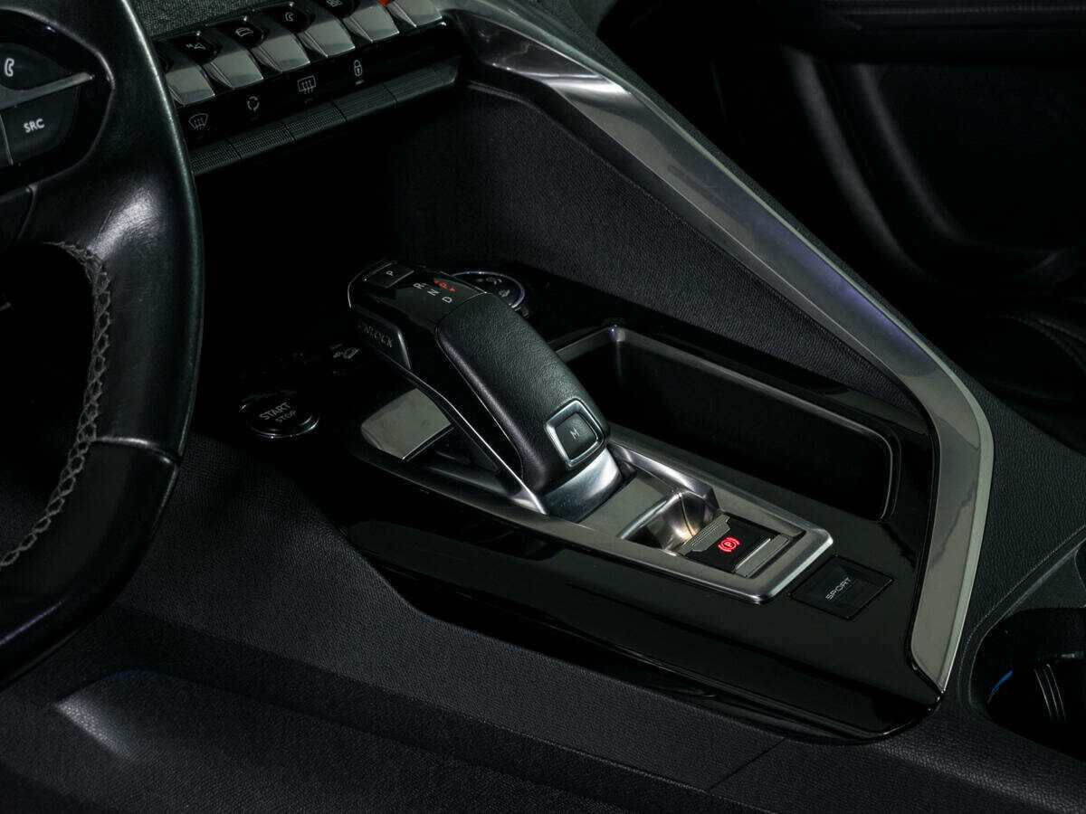 Купить Peugeot 3008 с пробегом. Фото: #12