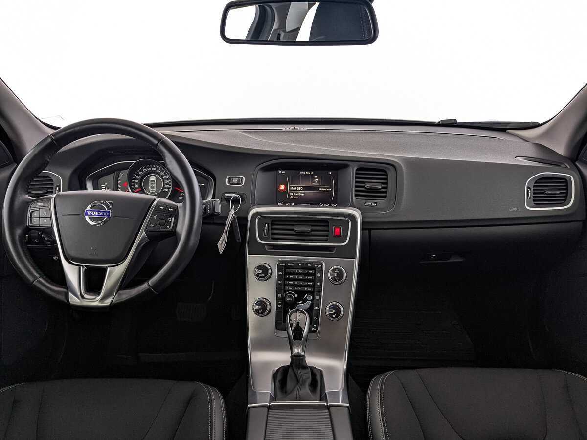 Купить Volvo S60 с пробегом. Фото: #9