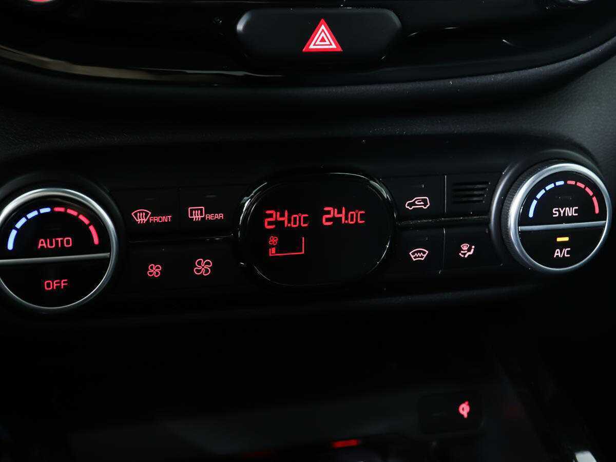 Купить Kia Soul с пробегом. Фото: #18