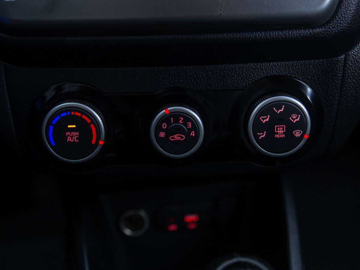 Купить Kia Rio с пробегом. Фото: #14