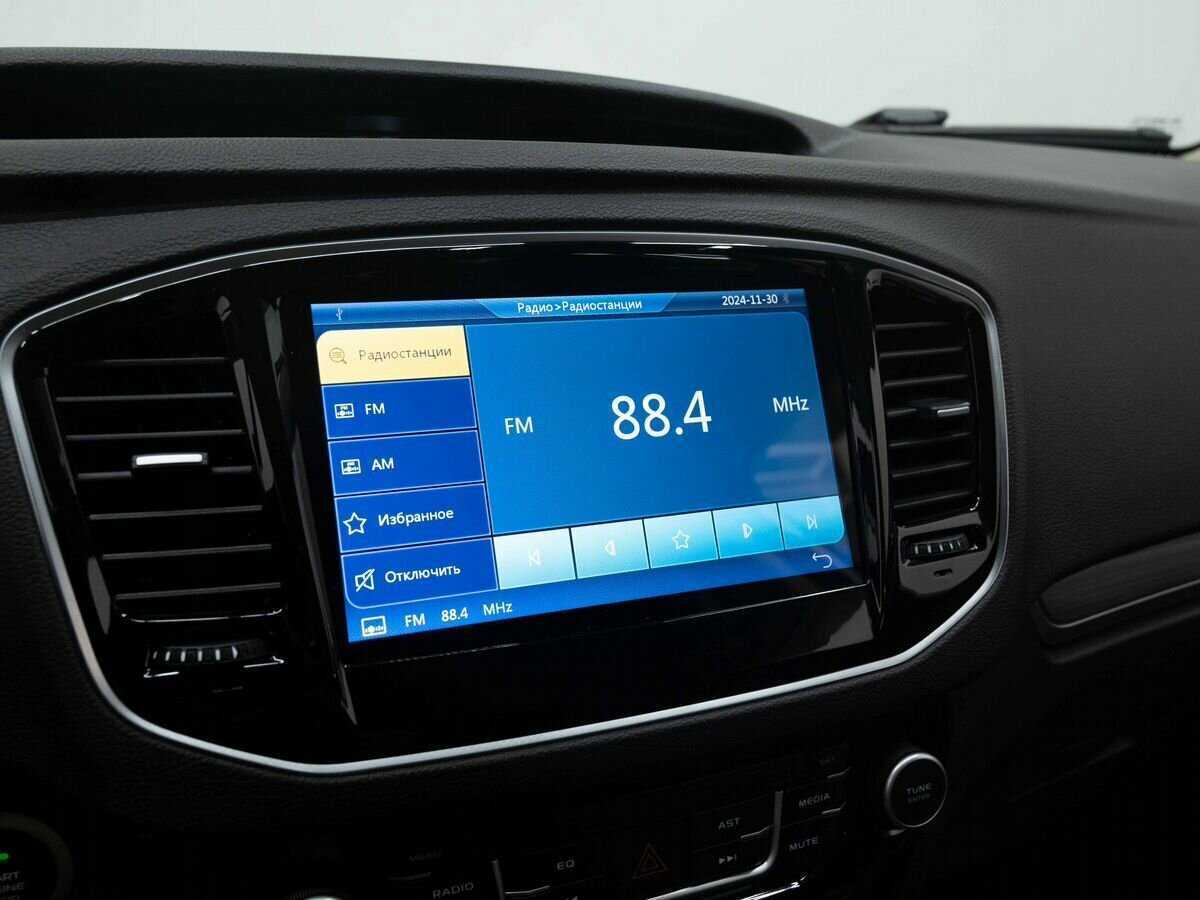 Купить Geely Emgrand X7 с пробегом. Фото: #18