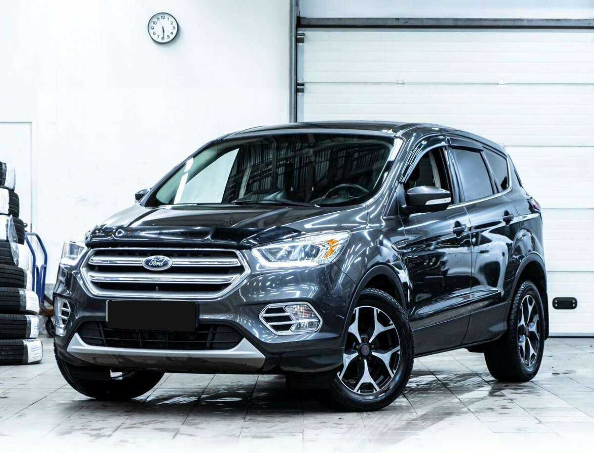Купить Ford Kuga с пробегом. Фото: #0