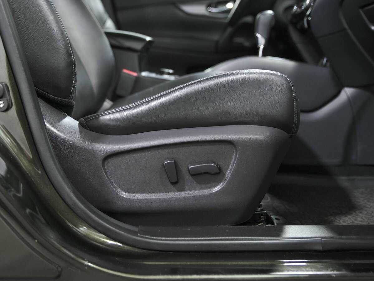 Купить Nissan X-Trail с пробегом. Фото: #18