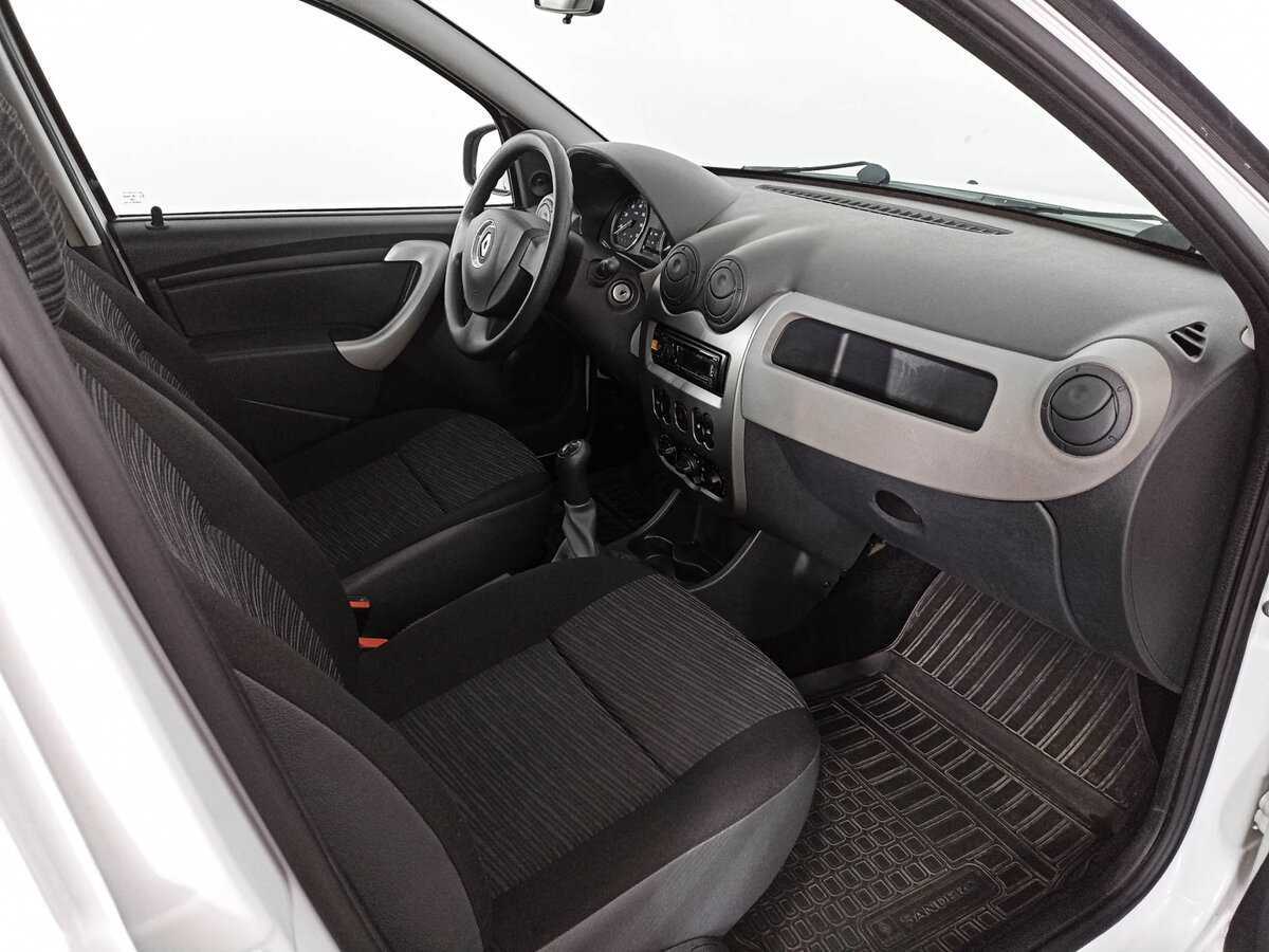 Купить Renault Sandero с пробегом. Фото: #7