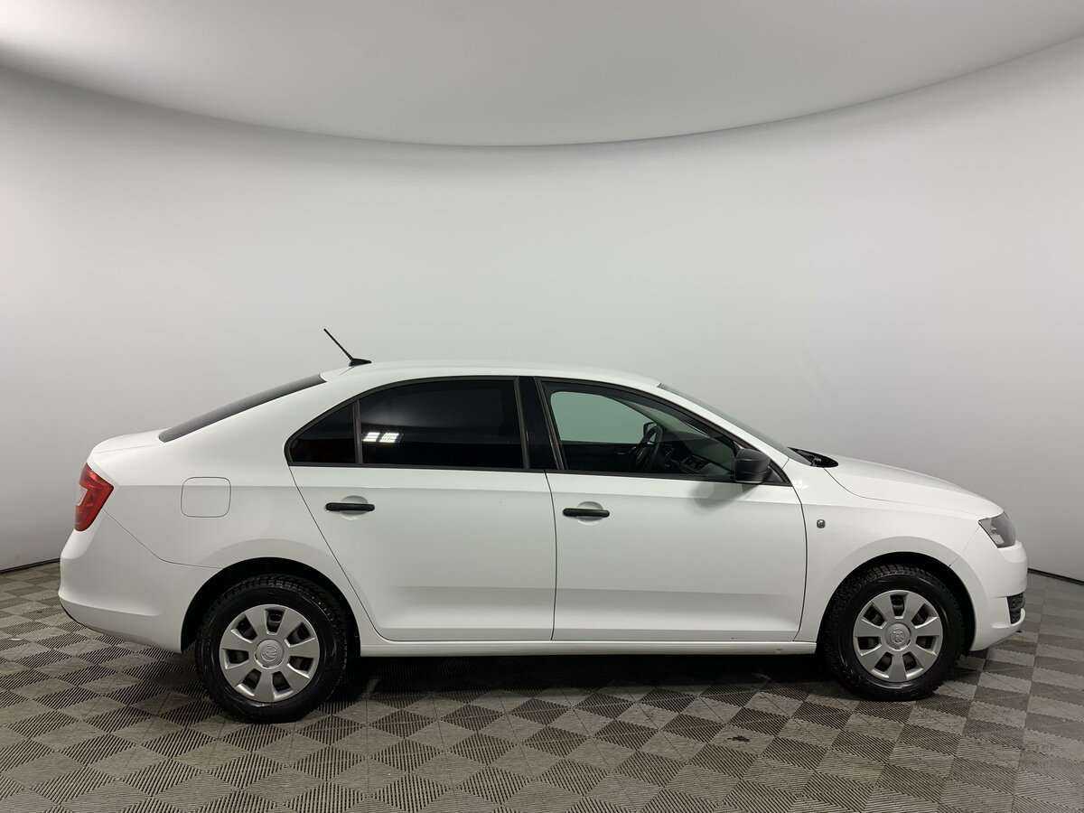 Купить Skoda Rapid с пробегом. Фото: #3